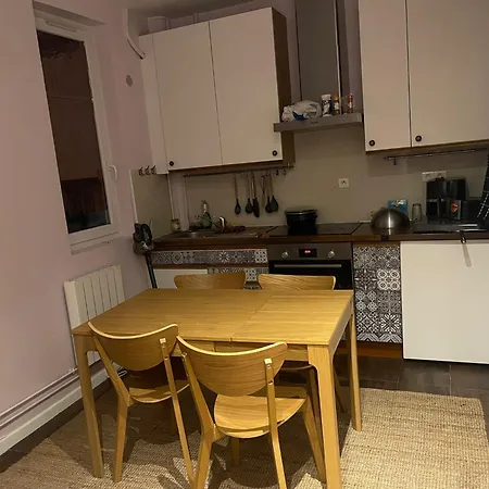 Private In Paris13 Проживание в семье